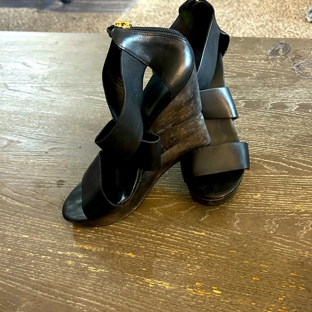 Diane von Fürstenberg / DVF wrap high heels size 8 1/2 wedge